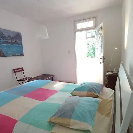 Family Adams House Hostel