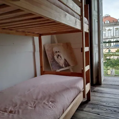 Hostel Family Adams House