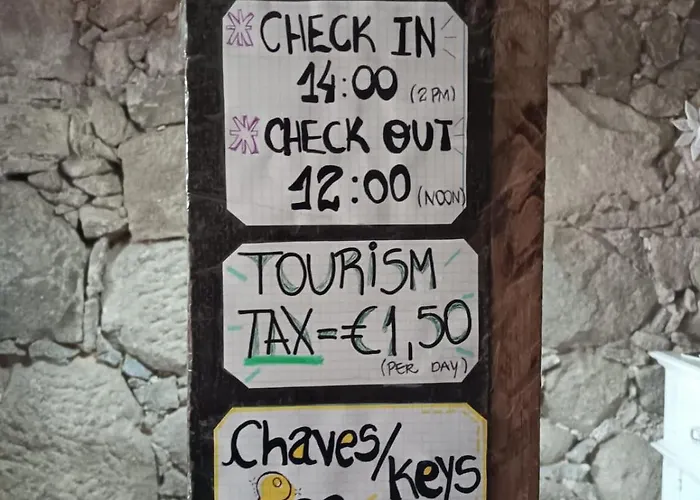 Albergue Family Adams House *