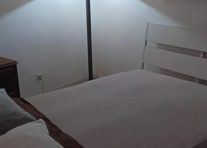 Family Adams House Albergue *