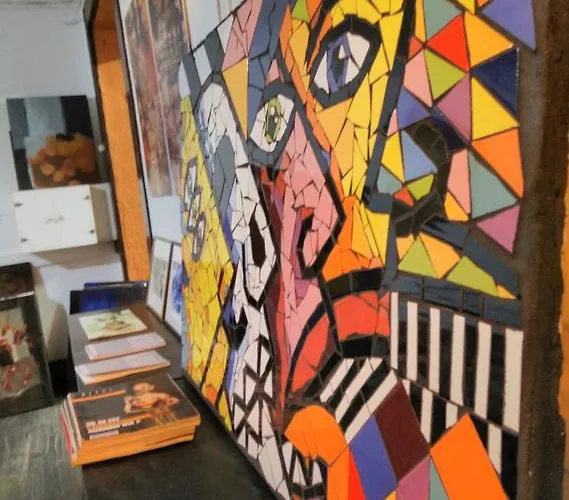 Family Adams House Albergue