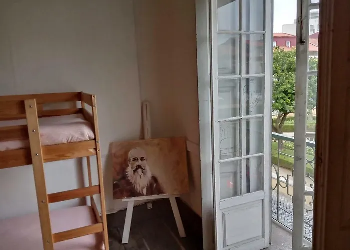 Family Adams House Hostel